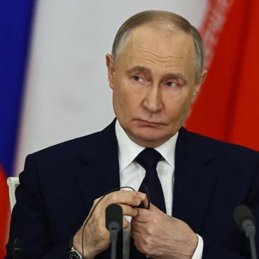 Putin lauds the strength of Russia's economy